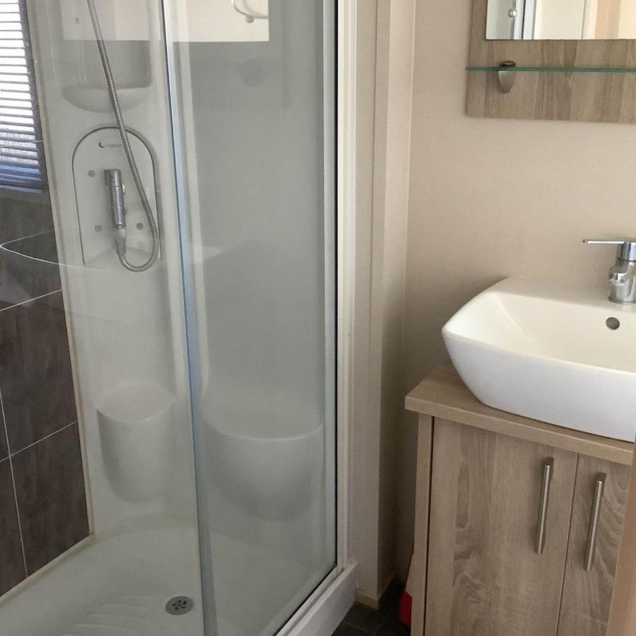 Beautiful 2 Bedroom Helmsley Lodge Northampton Kültér fotó