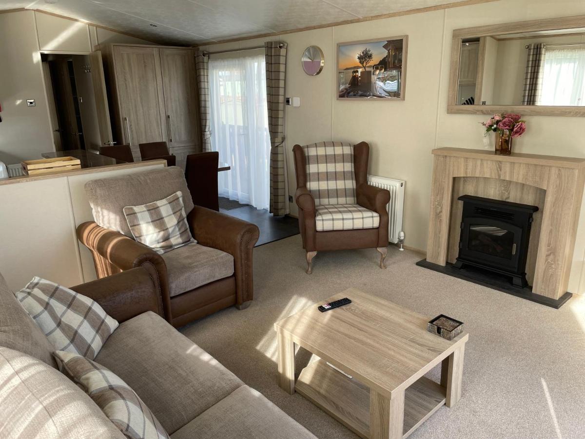 Beautiful 2 Bedroom Helmsley Lodge Northampton Kültér fotó